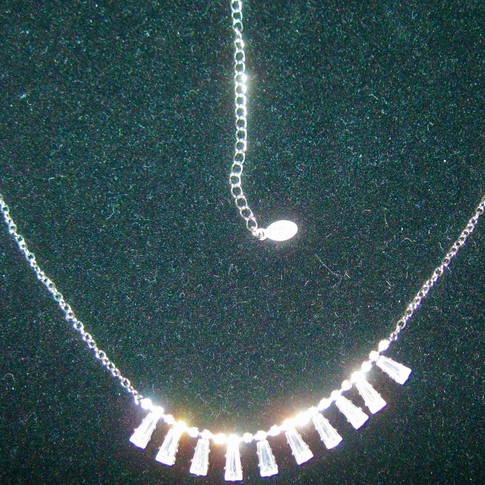 KIRKS FOLLY NEW/SIGNED "CRYSTAL BAGUETTE 16" NECKLACE W/EXTENDER SILVERTONE"